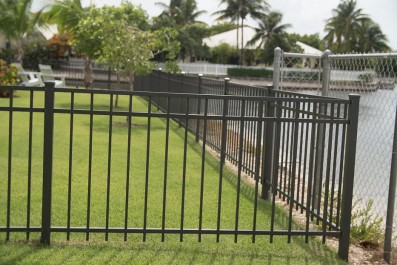 Deluxe Fence